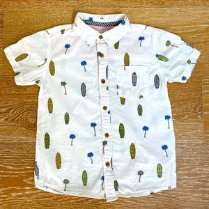 Sovereign Code Cotton Surf shirt - Size 6.  Buttoned down shirt w/ front pocket